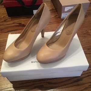 Banana Republic Nude Jacky Platform Pump